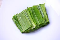 杏仁黑芝麻油麦菜的做法(冬季清火菜)